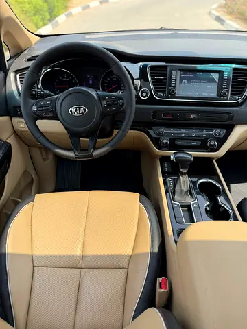 صورة 10 لـ 2020 KIA GRAND CARNIVAL
