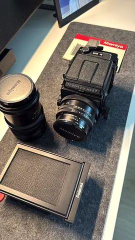 Mamiya RB67 Pro SD Medium Format Film Camera – Excellent Condition