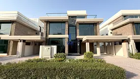 ELEVATED LIVING | UNFURNISHED | PRIVATE RETREAT