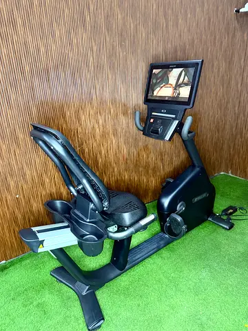 Precor recumbent bike in perfect condition. USA brand