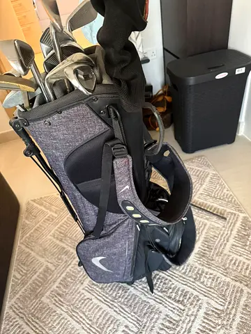 Nike Golf Bag with Assorted Clubs