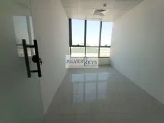 Premium Commercial 737-Sqft Office Spaces Available for Rent