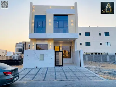 ثلاث طوابق مع روف 5 غرف مع مجلس وصاله شامل رسوم