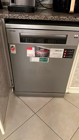 Toshiba freestanding dishwasher - good working condition