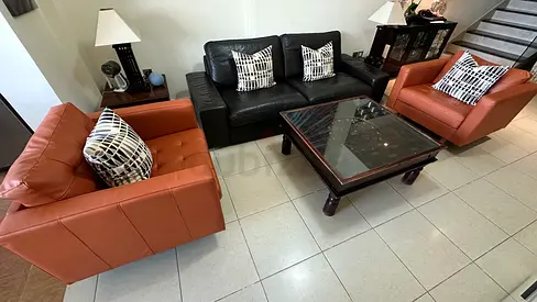 3-seater dark brown leather sofa with 2 brown leather armchairs and coffee table - good condition