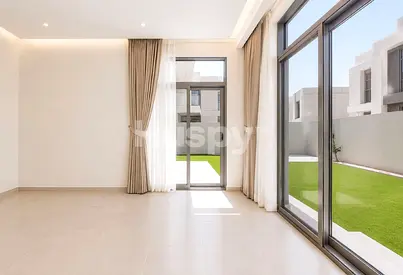 Semi Detached | Vacant | Next to lagoon