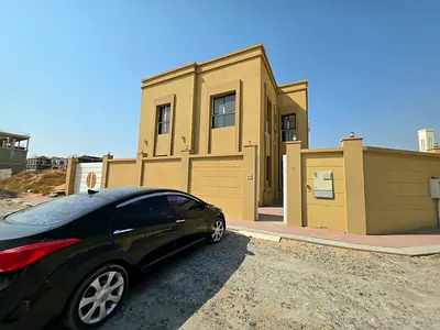 🏡✨ فيلا للإيجار في منطقة الزاهية ✨🏡 📍 موقع مميز في منطقة الزاهية 🔹 4 غرف نوم ماستر 🔹 مجلس واسع 🔹 صالة عائلية 🔹 روف صغير 🔹 تصميم عملي ومساحات