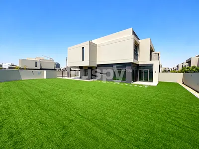 Largest Plot | Corner Unit | Vacant