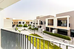 New Unit | Single Row | Spacious Layout