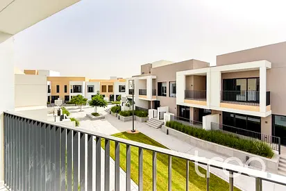 New Unit | Single Row | Spacious Layout