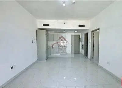 2 Bed + Maids | High Floor | Fitted Kitchen