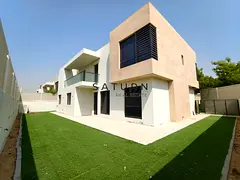 5BR CORNER VILLA-PRIVATE GARAGE-NEAR PARK-FOR RENT