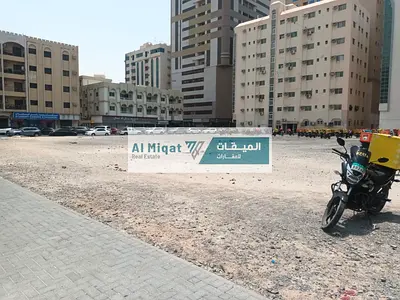 ارض موقع مميز على شارع رئيسى للبيع
