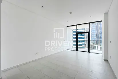 Bright and Spacious Studio | Ready to Move in