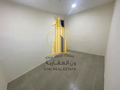 بيت عربي للايجار السنوي مكون من ست غرف نوم بمنطقة الراشديه