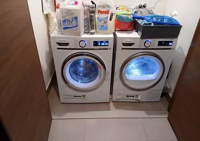 IQ700 Siemens Brand Set Washer 9 kg Dryer 9 kg WiFi Connect