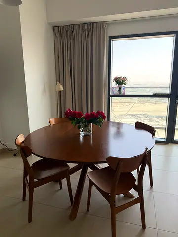 Table + 4 chairs wood oak western