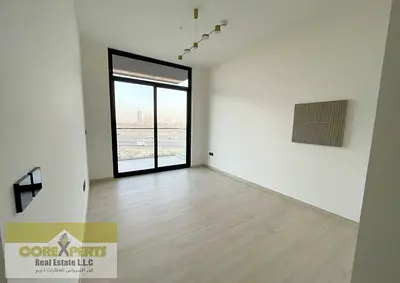 Spacious I Unfurnished | Prime Location
