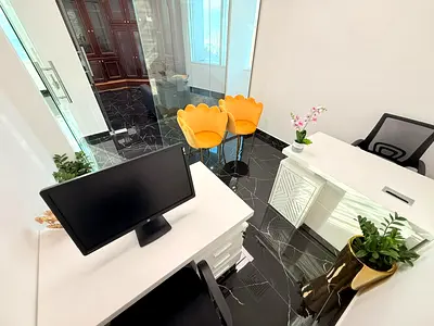 Modern Office | Bank Account Assistance | Free Amenities