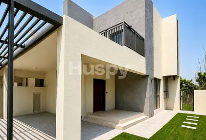 Single Row | Corner Unit | Vacant