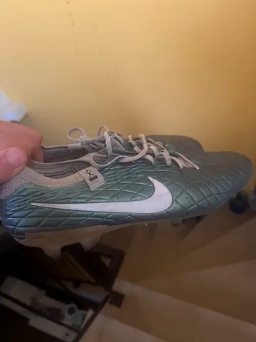 Nike Tempo football boots cleats size 45(used)