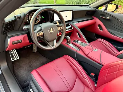صورة 8 لـ 2025 Lexus LC-SERIES