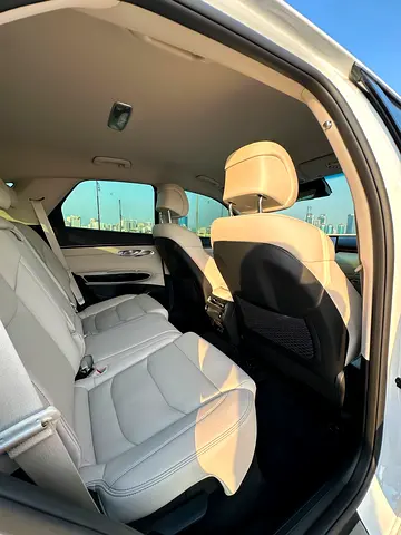 2025 Genesis GV70 — миниатюра 16