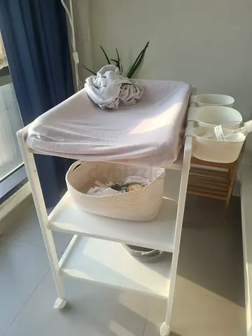 Aubert AT4 Wooden Changing Table – Premium - Excellent Condition