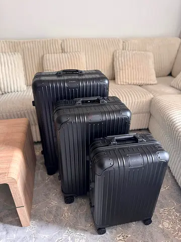 Stylish rimowa Hard Shell Luggage Set - Perfect for Your Travels!