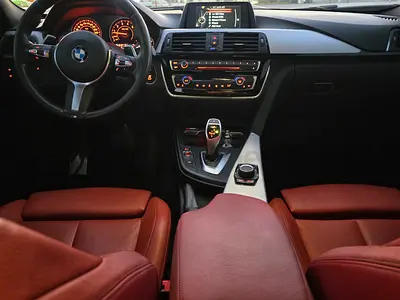BMW 3-Series 330i M Sport 2017 GCC Specs