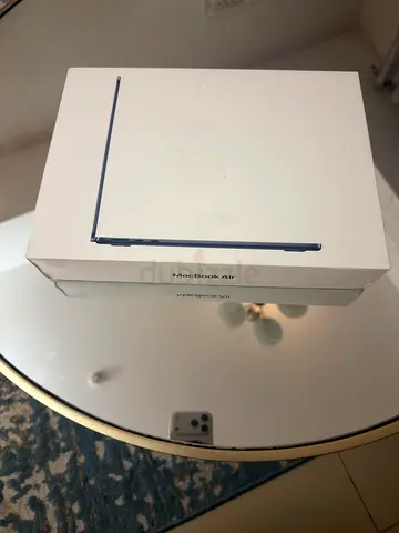 Brand New Apple MacBook Air M5 (Boxed) - 13 Inch, 16GB Memory, 512 Storage
