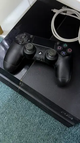 Sony PSE  1 TB (Fat) + Controller
