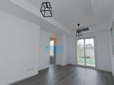 Type 4E I Two- Bedrooms + Study Room I Bright and Well Maintained I Vacant