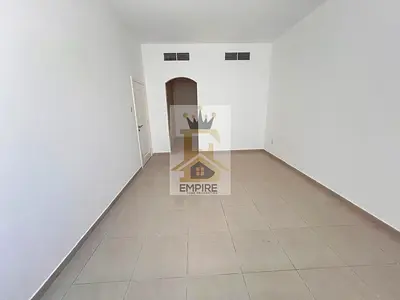 Prime location spacious apartment maintenance free close to Dubai