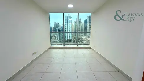 NEXT TO METRO | MID FLOOR I UPGRADED UNIT I SZR &amp; MARINA VIEW