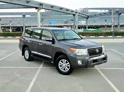 Toyota Land Cruiser 2012 EXR GCC Specifications ( 4.0L - 6 Cylinder - 4X4 - 2 Keys ) Single Owner