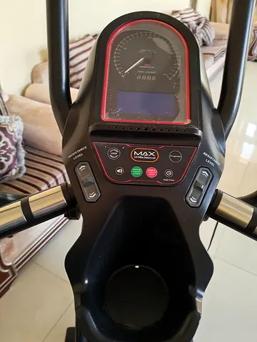 Used MAX elliptical trainer / cross trainer - good working condition