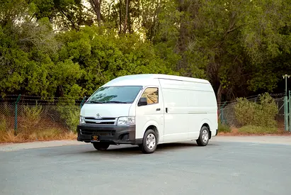 Toyota Hiace High Roof | Delivery Van | GCC Specs | Ref#T32707