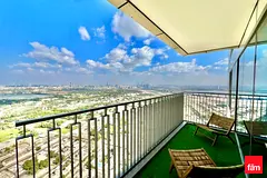Prime Downtown Address | Bright Spaces | Vacant