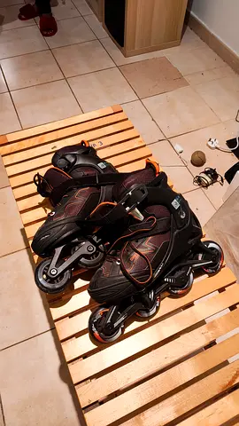 Decathalon Oxelo Fit 3 Kids Inline Adjustable Skates Size 35-38 negotiable