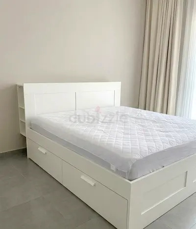 Ikea brimness king bed with ikea mattress 180*200