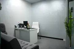 Luxury Furnished Office | Reception & Meeting Room | Ready to Move