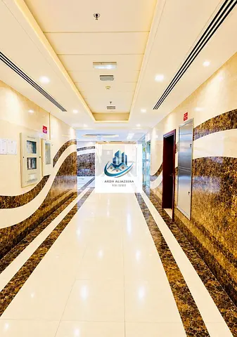 Premium class 1bhk in Fully Family building🏢 Near Sahara center Al nahda Sharjah 1Room with cupboard and close Hall premium kitchen with new woodish cabnots perfect for families