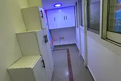 Monthly rent: 1300aed