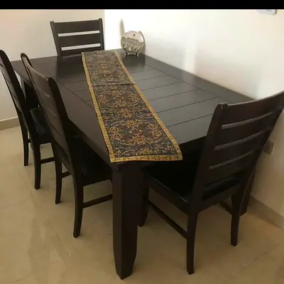 Dining table set