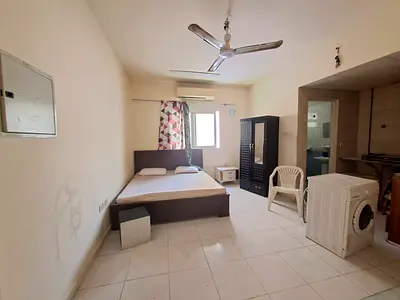 Seprate kitchen studio just in 19k ready to move only for family