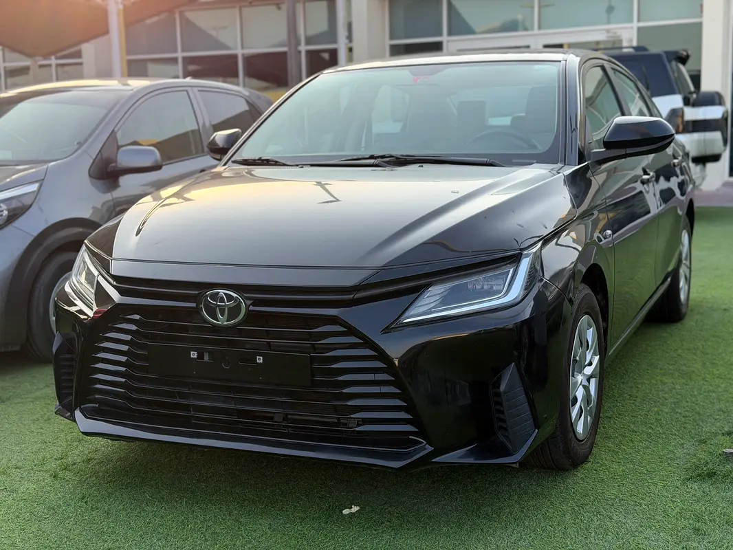 2023 Toyota Yaris SE