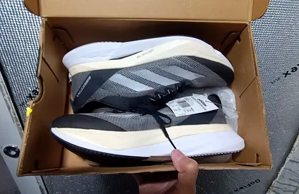 ADIDAS BOSTON 12 10US - USED