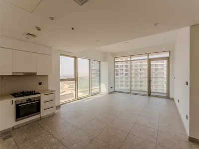 Corner Unit | High Floor | Unfurnished | Vacant