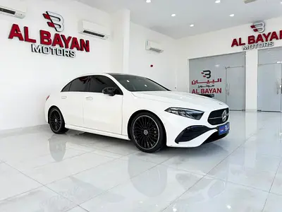 مرسيدس A200 ابيض / اسود خليجي 2025 Mercedes-Benz A-Class A 200 GCC Specs